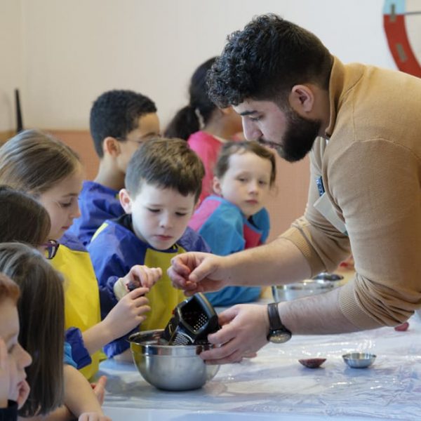 création peinture naturelle - jus de betterave